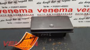 Gebruikte Asbak voor Opel Vectra C GTS 1.9 CDTI 16V Prijs € 20,00 Margeregeling aangeboden door Venema Autoparts