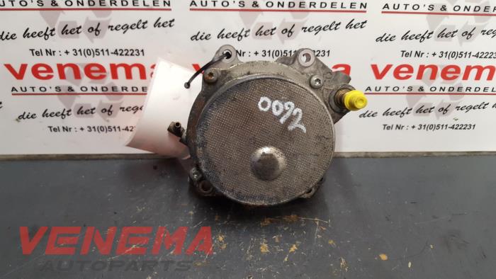 Gebruikte Vacuumpomp (Diesel) Opel Vectra C GTS 1.9 CDTI 16V Prijs € 60,00 Margeregeling aangeboden door Venema Autoparts