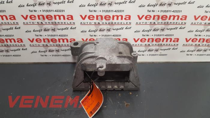Gebruikte Motorrubber Audi A3 Sportback (8PA) 2.0 TDI 16V Prijs € 35,00 Margeregeling aangeboden door Venema Autoparts