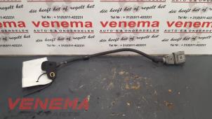 Gebruikte Nokkenas Sensor Volkswagen Golf V (1K1) 1.9 TDI Prijs € 14,00 Margeregeling aangeboden door Venema Autoparts