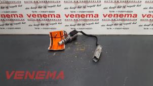 Gebruikte Oliepomp schakelaar Ford Fiesta 6 (JA8) 1.5 TDCi Van Prijs € 74,99 Margeregeling aangeboden door Venema Autoparts