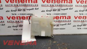 Gebruikte Kachelklep Motor Seat Alhambra (7V8/9) 1.9 TDI 90 Prijs € 19,00 Margeregeling aangeboden door Venema Autoparts