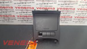 Gebruikte Asbak voor Volkswagen Golf V (1K1) 1.6 Prijs € 9,99 Margeregeling aangeboden door Venema Autoparts