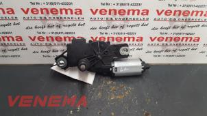 Gebruikte Ruitenwissermotor achter Volkswagen Caddy III (2KA,2KH,2CA,2CH) 1.6 TDI 16V Prijs € 19,99 Margeregeling aangeboden door Venema Autoparts