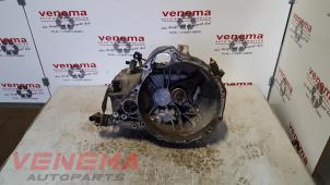 Gebruikte Versnellingsbak Nissan Almera (N16) 2.2 Di 16V Prijs € 149,99 Margeregeling aangeboden door Venema Autoparts