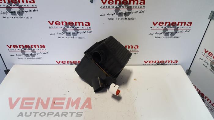 Gebruikte Luchtfilterhuis Volkswagen Fox (5Z) 1.2 Kat. Prijs € 40,00 Margeregeling aangeboden door Venema Autoparts