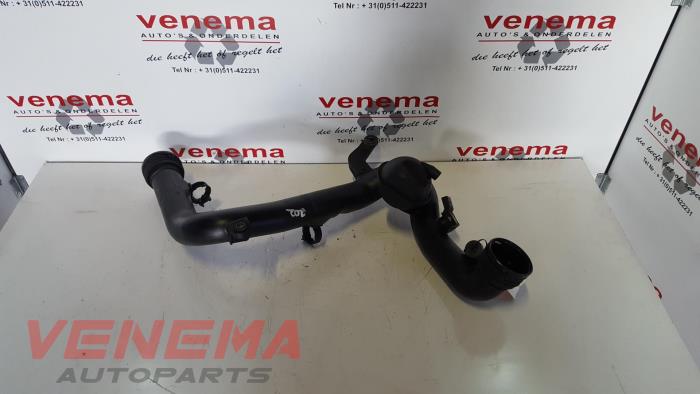 Gebruikte Intercooler Buis Volkswagen Golf V (1K1) 1.9 TDI Prijs € 70,00 Margeregeling aangeboden door Venema Autoparts