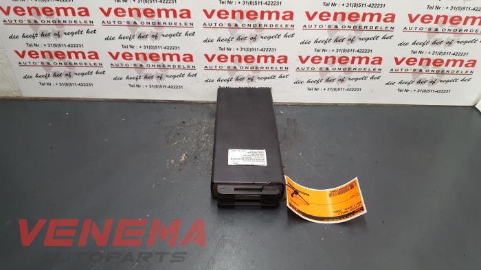 Telefoon Module van een BMW 3 serie (E46/4) 320d 16V 2002