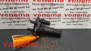 Gebruikte Thermostaathuis Ford Focus 2 2.0 16V Prijs € 25,00 Margeregeling aangeboden door Venema Autoparts