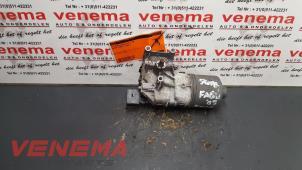 Gebruikte Ruitenwissermotor voor Skoda Fabia (6Y2) 1.4i 16V Prijs € 19,99 Margeregeling aangeboden door Venema Autoparts