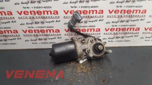 Gebruikte Ruitenwissermotor voor Renault Master II (FD/HD) 2.5 D Prijs € 49,99 Margeregeling aangeboden door Venema Autoparts