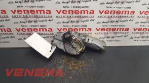 Gebruikte Ruitenwissermotor achter Volkswagen Golf III (1H1) 1.4 CL Prijs € 12,99 Margeregeling aangeboden door Venema Autoparts