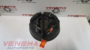 Gebruikte Banden reparatieset Opel Vectra C 1.8 16V Prijs € 30,00 Margeregeling aangeboden door Venema Autoparts