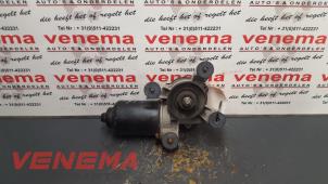 Gebruikte Ruitenwissermotor voor Kia Rio (DC12) 1.5 16V Prijs € 18,99 Margeregeling aangeboden door Venema Autoparts