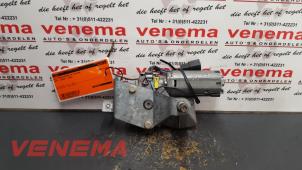 Gebruikte Ruitenwissermotor achter Opel Corsa A 1.2 i Kat. Prijs € 19,99 Margeregeling aangeboden door Venema Autoparts