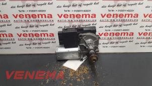 Gebruikte Motor Ruitenwisser achter Renault Espace (JE) 2.0 16V Grand Espace Prijs € 34,99 Margeregeling aangeboden door Venema Autoparts