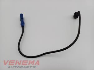 Klopsensor van een Audi A4 (B6) 2.0 20V 2002