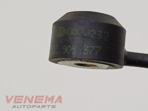Klopsensor van een Audi A4 (B6) 2.0 20V 2002