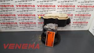 Gebruikte Servopomp Opel Vectra B (36) 1.8 16V Ecotec Prijs € 50,00 Margeregeling aangeboden door Venema Autoparts