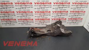 Gebruikte Dynamosteun boven Volkswagen Polo IV (9N1/2/3) 1.4 TDI 70 Prijs € 35,00 Margeregeling aangeboden door Venema Autoparts