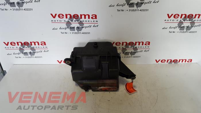 Gebruikte Luchtfilterhuis Mazda MX-5 (NB18/35/8C) 1.6i 16V Prijs € 35,00 Margeregeling aangeboden door Venema Autoparts