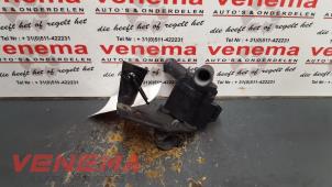 Gebruikte Waterpomp Audi A4 (B8) 2.0 TDI 16V Prijs € 75,00 Margeregeling aangeboden door Venema Autoparts
