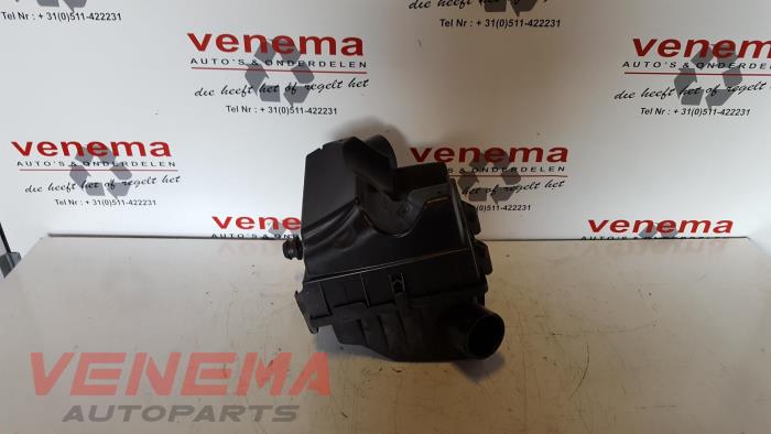 Gebruikte Luchtfilterhuis Opel Corsa D 1.2 16V Prijs € 40,00 Margeregeling aangeboden door Venema Autoparts