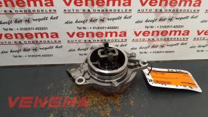 Gebruikte Vacuumpomp (Diesel) BMW 1 serie (E87/87N) 118d 16V Prijs € 60,00 Margeregeling aangeboden door Venema Autoparts