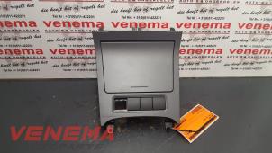 Gebruikte Asbak voor Volkswagen Golf V Variant (1K5) 1.9 TDI Prijs € 9,99 Margeregeling aangeboden door Venema Autoparts