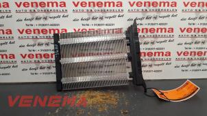 Gebruikte Element Kachelverwarming Volkswagen Golf V Variant (1K5) 1.9 TDI Prijs € 35,00 Margeregeling aangeboden door Venema Autoparts