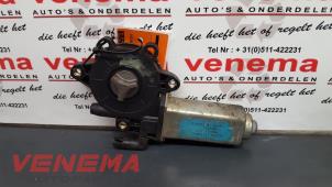Gebruikte Raammotor Portier Volvo V40 (VW) 1.8 16V Prijs € 30,00 Margeregeling aangeboden door Venema Autoparts