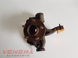 Gebruikte Fusee links-voor Ford Mondeo IV Wagon 2.0 TDCi 115 16V Prijs € 29,99 Margeregeling aangeboden door Venema Autoparts