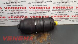 Gebruikte Oliefilterhuis Volkswagen Touareg (7LA/7L6) 3.0 TDI V6 24V Prijs € 125,00 Margeregeling aangeboden door Venema Autoparts