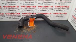Gebruikte Koelwaterslang Ford B-Max (JK8) 1.4 16V Prijs € 35,00 Margeregeling aangeboden door Venema Autoparts