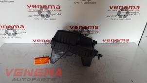 Gebruikte Luchtfilterhuis Saab 9-3 II Sport Sedan (YS3F) 2.2 TiD 16V Prijs € 50,00 Margeregeling aangeboden door Venema Autoparts