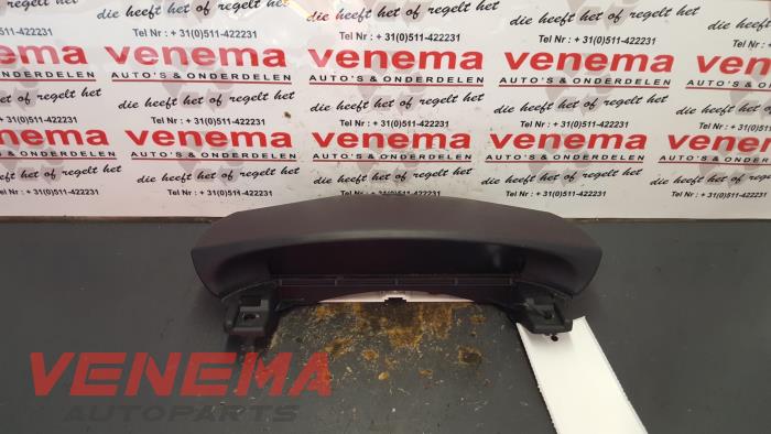 Gebruikte Display Interieur Saab 9-3 II Sport Sedan (YS3F) 2.2 TiD 16V Prijs € 19,99 Margeregeling aangeboden door Venema Autoparts
