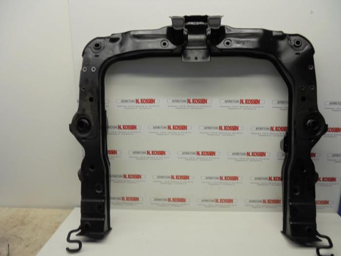 Gebruikte Subframe Smart Fortwo Coupé (451.3) Electric Drive Prijs op aanvraag aangeboden door N Kossen Autorecycling BV