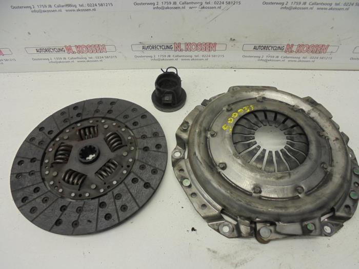 Gebruikte Koppelingsset (compleet) Jeep Cherokee/Liberty (KJ) 2.5 CRD 16V Prijs op aanvraag aangeboden door N Kossen Autorecycling BV