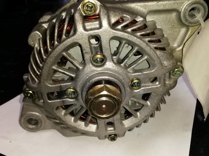 Gebruikte Dynamo Mitsubishi Colt (Z2/Z3) 1.5 16V Prijs op aanvraag aangeboden door N Kossen Autorecycling BV