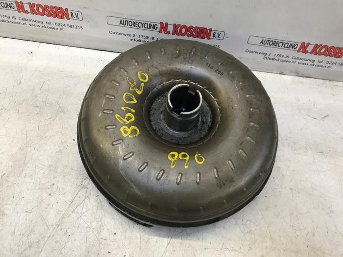Gebruikte Koppelomvormer Automaat Porsche 911 (996) 3.4 Carrera 24V Prijs € 450,00 Margeregeling aangeboden door N Kossen Autorecycling BV