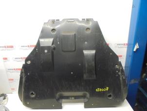 Gebruikte Bodem beschermplaat Mazda 6 Sport (GG14) 1.8i 16V Prijs op aanvraag aangeboden door N Kossen Autorecycling BV