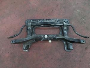 Gebruikte Subframe Peugeot Partner Combispace 1.6 HDI 90 16V Prijs op aanvraag aangeboden door N Kossen Autorecycling BV