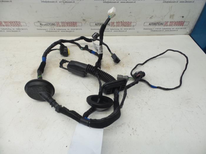 Kabelboom van een Kia Cee'd Sportswagon (JDC5) 1.6 GDI 16V 2014