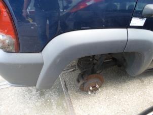 Gebruikte Spatbordverbreder Jeep Cherokee/Liberty (KJ) 2.5 CRD 16V Prijs op aanvraag aangeboden door N Kossen Autorecycling BV
