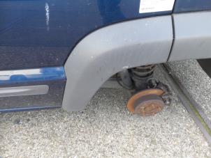 Gebruikte Spatbordverbreder Jeep Cherokee/Liberty (KJ) 2.5 CRD 16V Prijs op aanvraag aangeboden door N Kossen Autorecycling BV