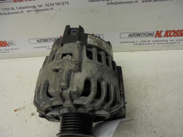 Gebruikte Alternator Volkswagen Polo Prijs op aanvraag aangeboden door N Kossen Autorecycling BV