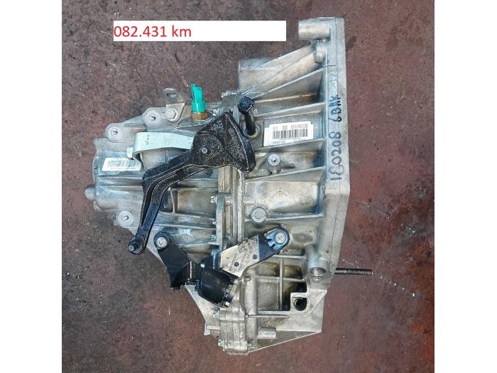 Versnellingsbak van een Renault Kadjar (RFEH) 1.2 Energy TCE 130 2015