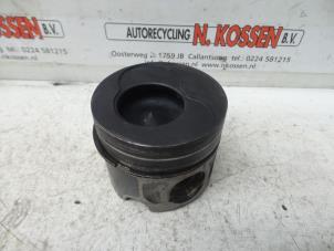 Gebruikte Zuiger Seat Ibiza Prijs op aanvraag aangeboden door N Kossen Autorecycling BV