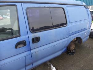 Gebruikte Schuifdeur links Mitsubishi L-400 2.5 TD Prijs op aanvraag aangeboden door N Kossen Autorecycling BV