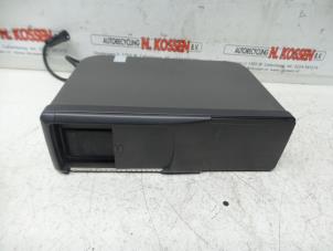 Gebruikte CD Wisselaar Alfa Romeo 166 2.4 JTD Prijs op aanvraag aangeboden door N Kossen Autorecycling BV